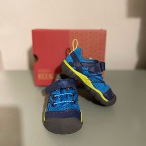 Chandler CNX toddler size 5